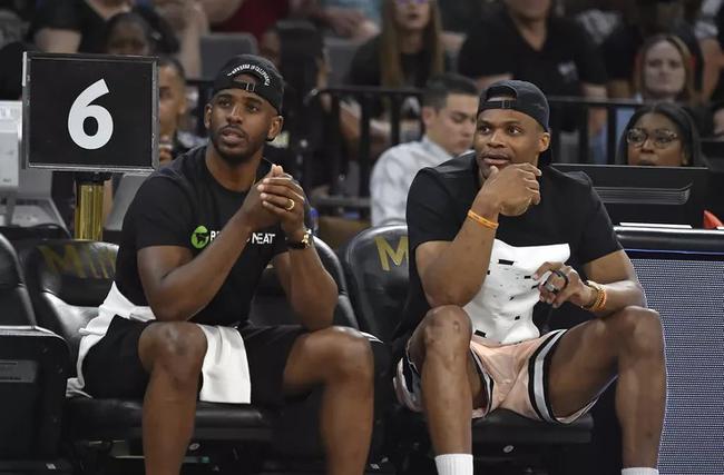 成都vs广岛三箭：费利佩、周定洋出战，德尔加多替补（成都对阵广岛三箭：费利佩、周定洋登场，德尔加多替补）