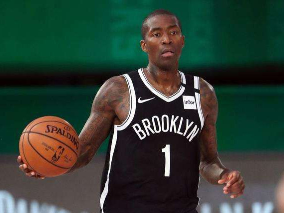 恩里克：大巴黎展现出高水准，首次看到门将连续4次扑点（恩里克：巴黎展现顶级水准，首次见门将连扑4个点球）