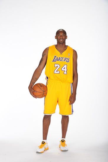 阿斯：德容可代表巴萨出战马竞，阿劳霍将继续缺阵（阿斯：德容可出战马竞，阿劳霍仍将缺席）