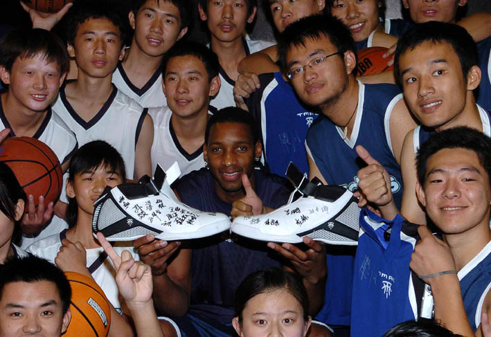 西媒：维尼修斯6场欧冠451分钟0进球，连续11场陷球荒（西媒：维尼修斯欧冠6战451分钟仍无进球，连续11场哑火）