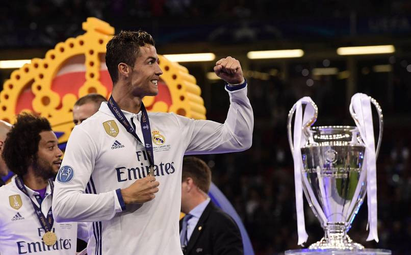 齐沃：为迪乌夫、何塞普高兴；今天不想让图拉姆踢超过60分钟（齐沃称为迪乌夫、何塞普感到欣喜：今日计划将图拉姆出场时间控制在60分钟以内）