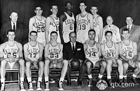 巴萨因对阵毕包时下半场延迟出场，被西足协纪律委员会警告（因对毕尔巴鄂竞技一战下半场出场延误，巴萨遭西班牙足协纪律委员会警告）