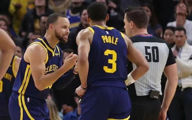 记者：彭啸应该是韧带损伤，联赛最后一轮可能是赶不上了（记者称彭啸疑似韧带受伤，或无缘联赛末轮）