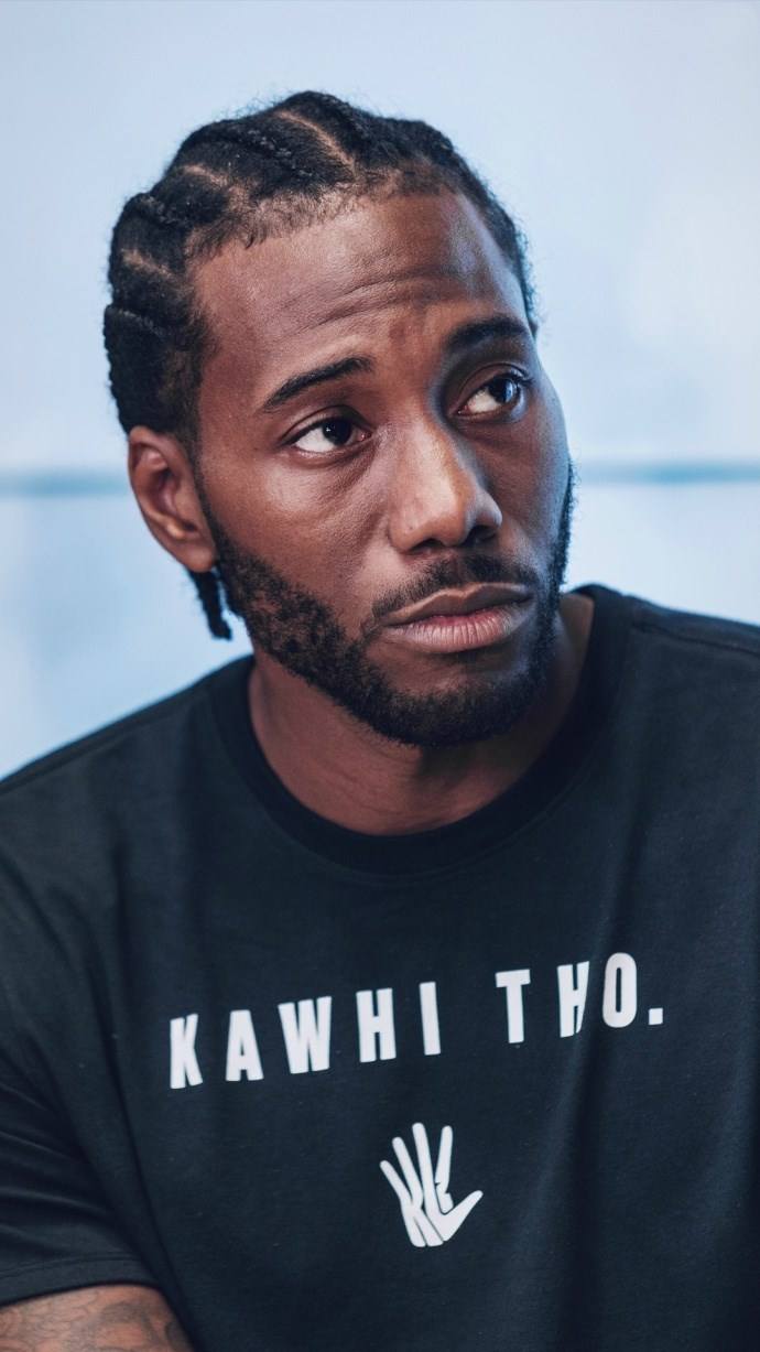 每体：巴塞罗那竞技后卫朗德里-法雷膝盖受伤，或将长期缺阵（每体：巴萨竞技后卫朗德里-法雷膝部受伤，恐长期缺席）