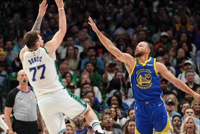 留力明日战马刺？雷霆今日战灰熊8人缺阵&三大中锋高挂免战牌（雷霆或为明日迎战马刺留力：今日战灰熊8人缺席，三大中锋轮休）