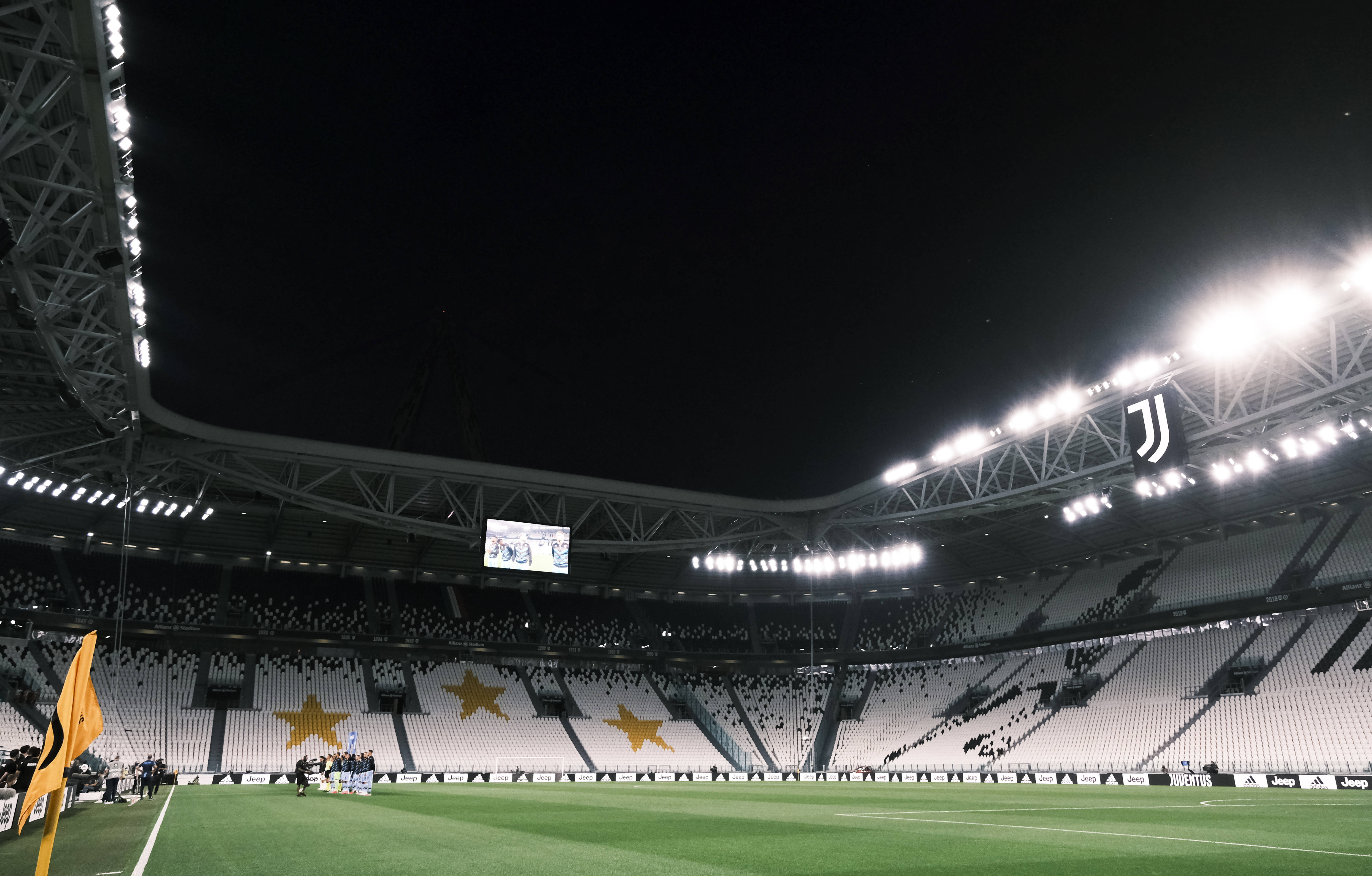 混团世界杯：国乒首败诞生！梁靖崑错失4赛点，不敌法国小勒布伦（混合团体世界杯：国乒遭遇首败，梁靖崑连丢四赛点不敌法国小勒布伦）