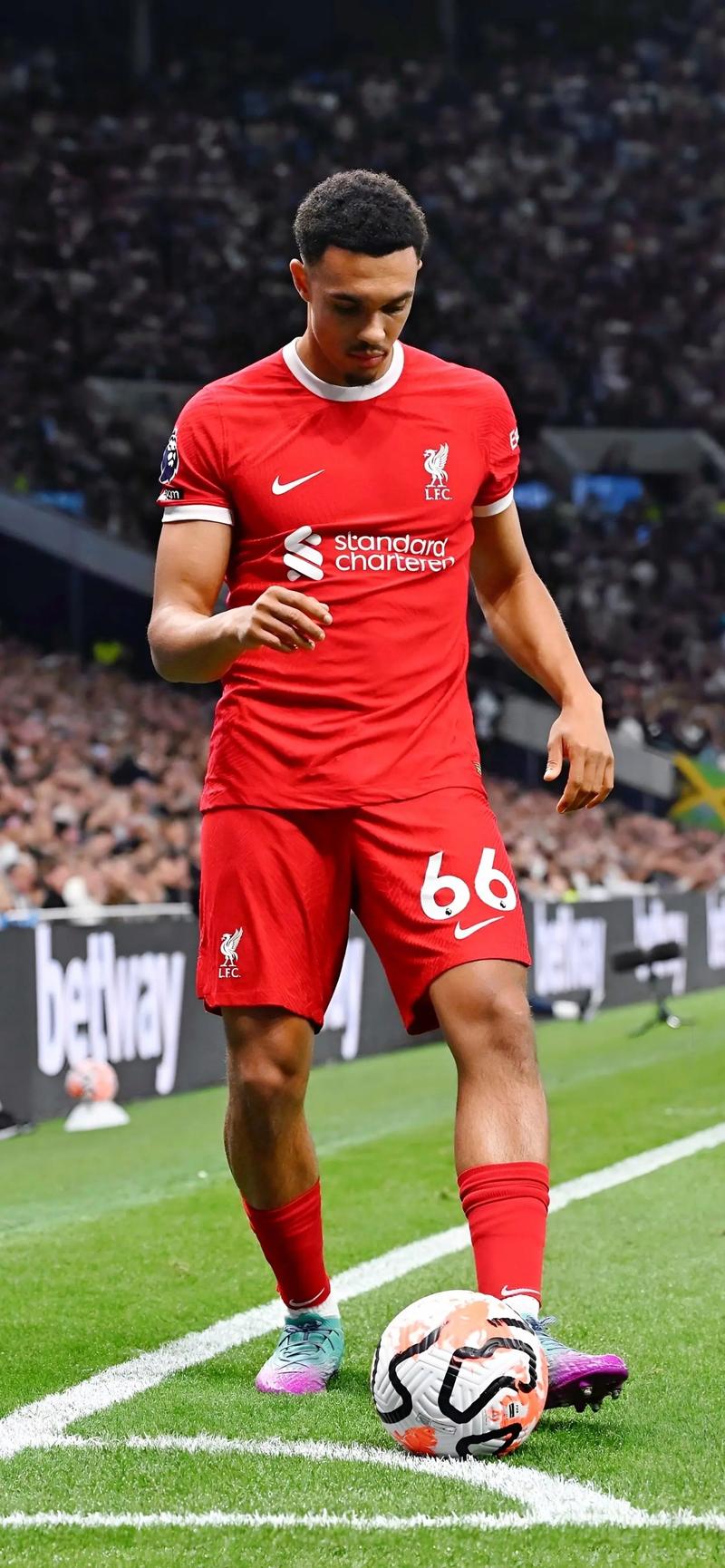 迪马济奥：米兰可能对锋线进行补强，希门尼斯离队是必要条件（迪马济奥：米兰有意补强锋线，前提是希门尼斯先离队）