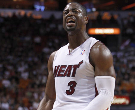 格纳布里：获得巨额收入后曾沉迷奢侈消费，母亲劝我脚踏实地（格纳布里自述高薪到手后曾大肆奢侈，母亲告诫要脚踏实地）